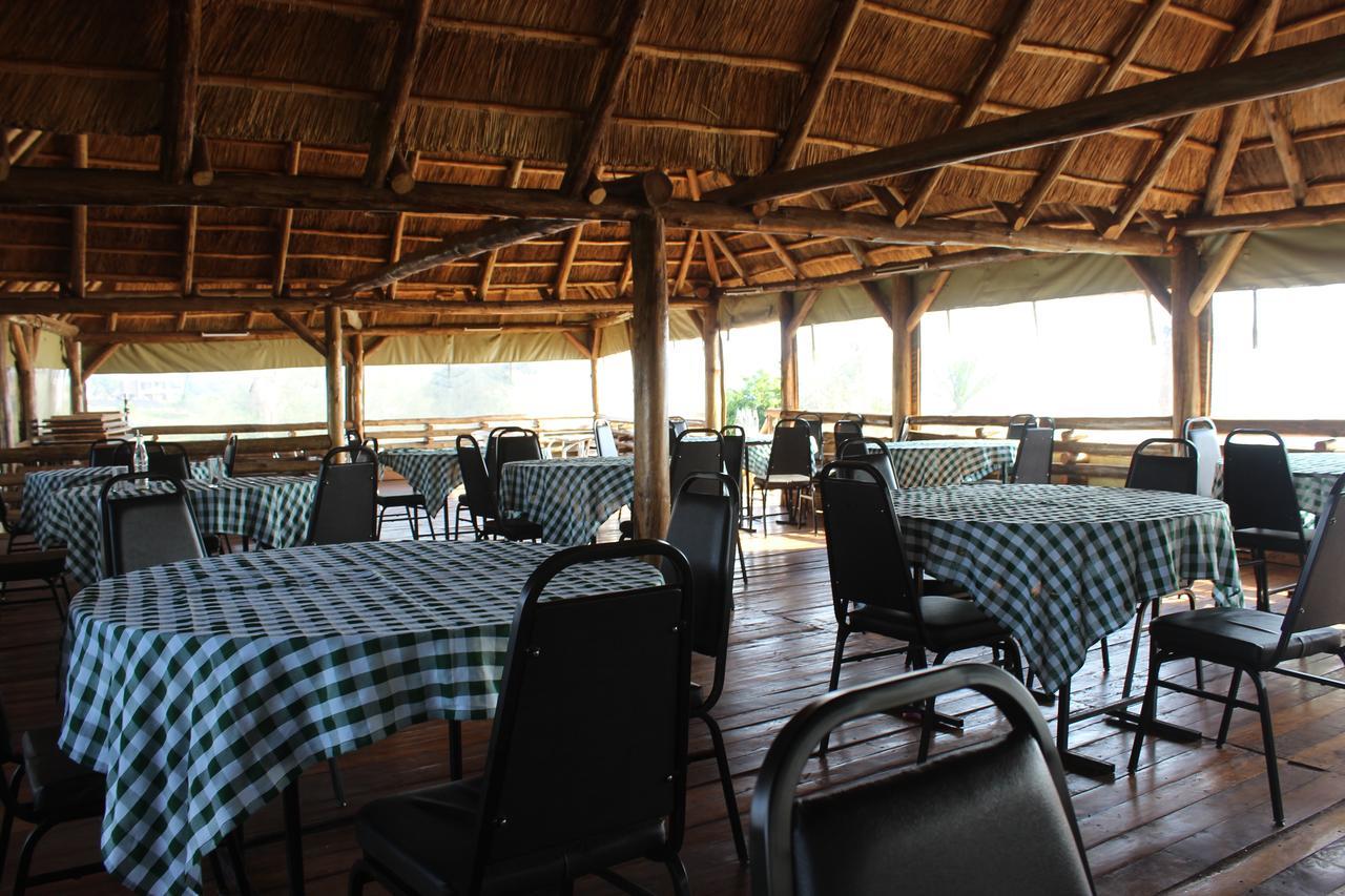 Sky Beach Hotel Entebbe Exterior photo
